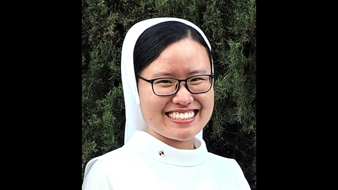 Sister Angela Thanh Trần, OP -  First Profession Eucharistic & Profession Ritual