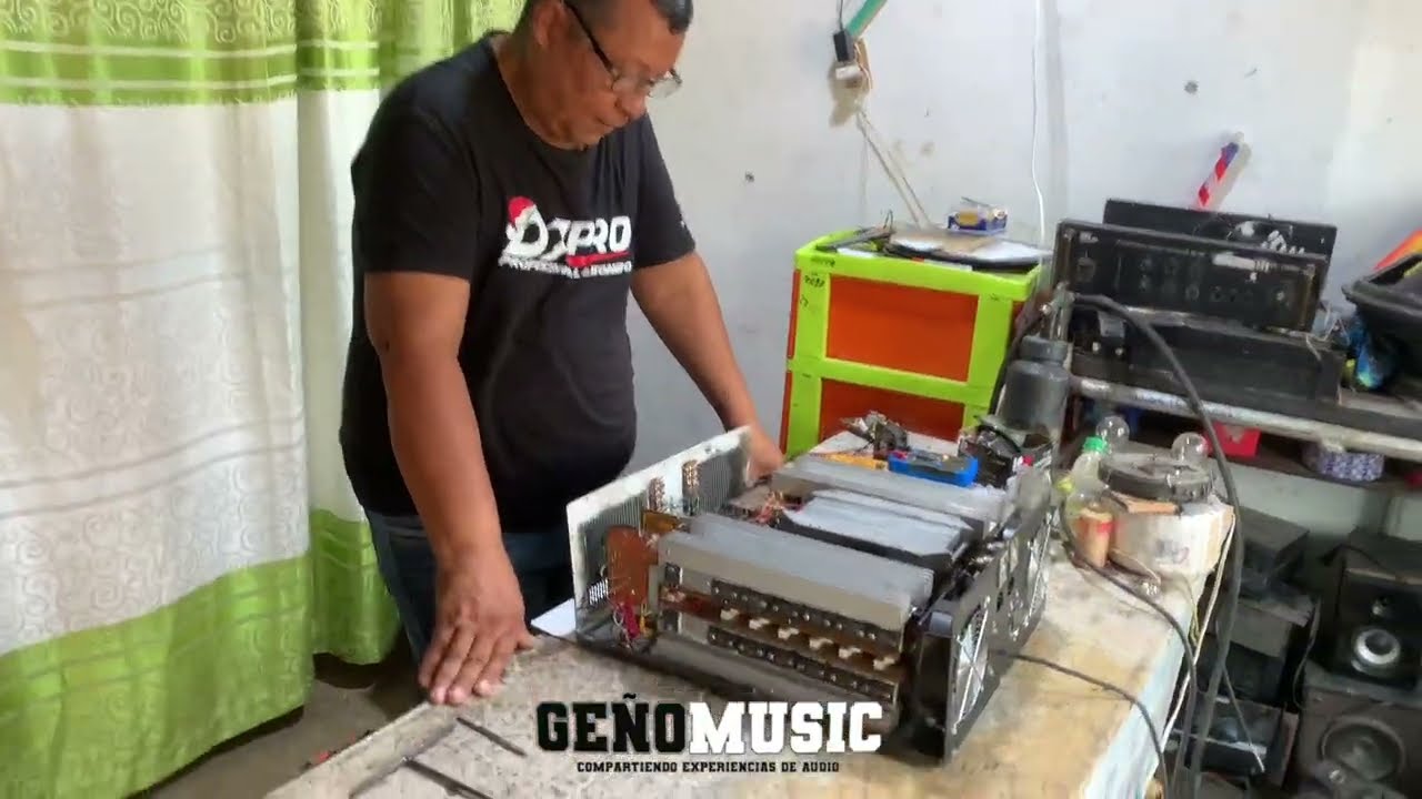 POTENTE AMPLIFICADOR con 64 Transistores 😱
