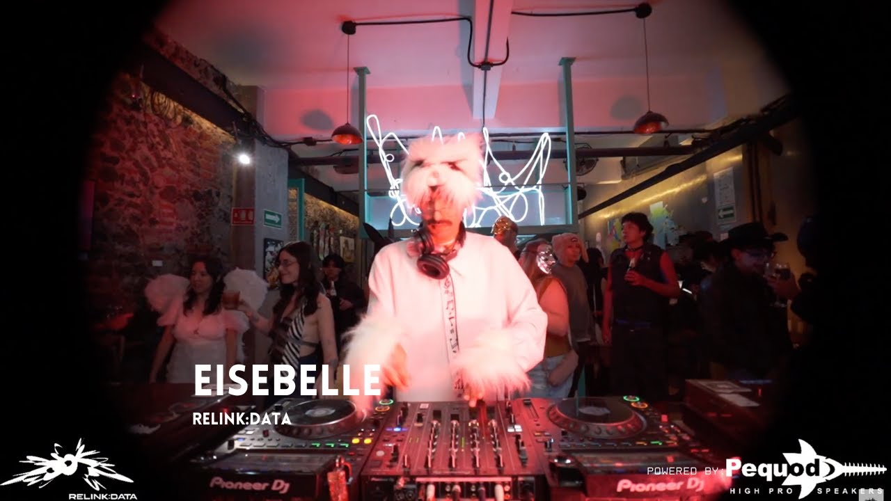 Eisebelle | RelinkData x Zuztancia