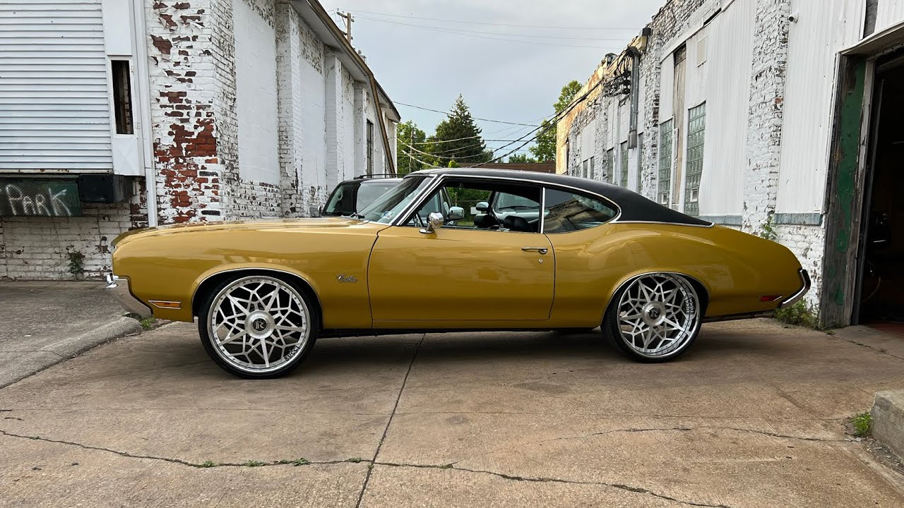 Mustard 71 Cutlass on 24” Rucci Big Caps