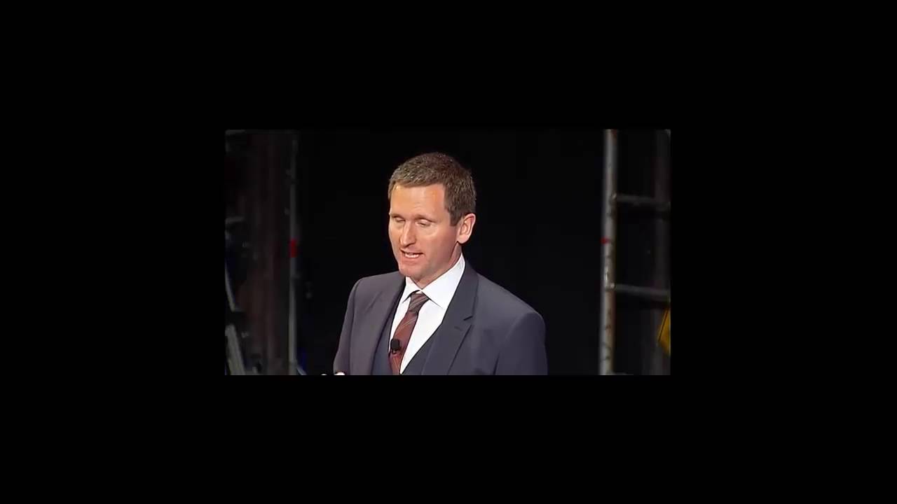 Chris Holmes MBE LLD MA  Lord Holmes of  Richmond MBE
