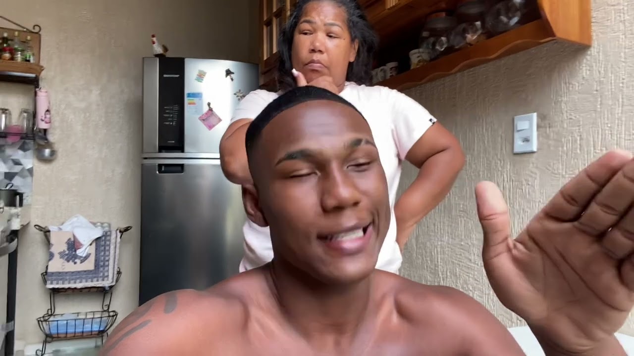 MINHA MÃE QUASE APANHOU KKKKKKK