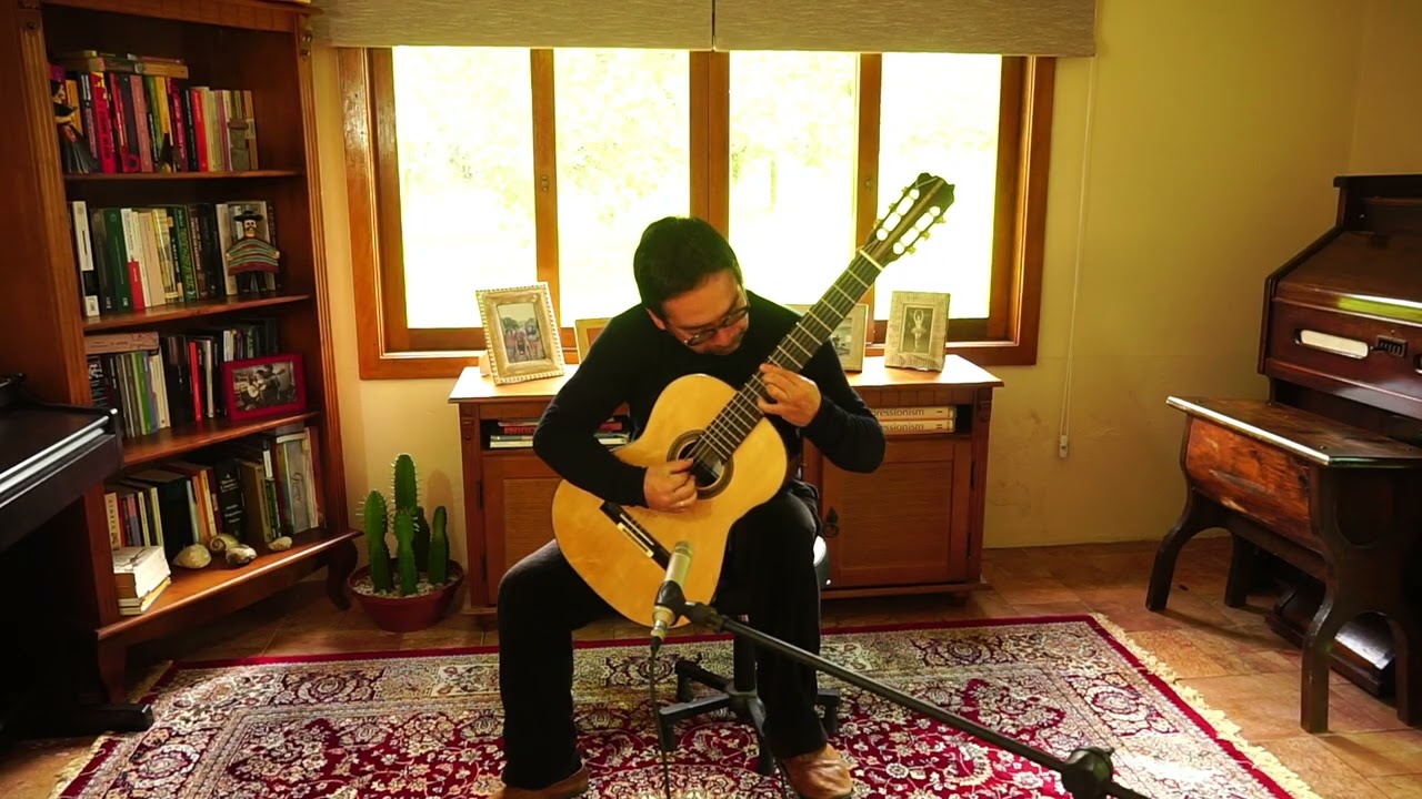 Renato Serrano plays Flores Negras, Francisco de Caro (arr. Pino Henríquez)