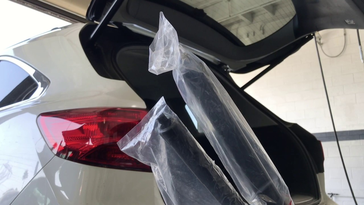 Tail Gate Does Not Stay Open - 2015 Acura MDX