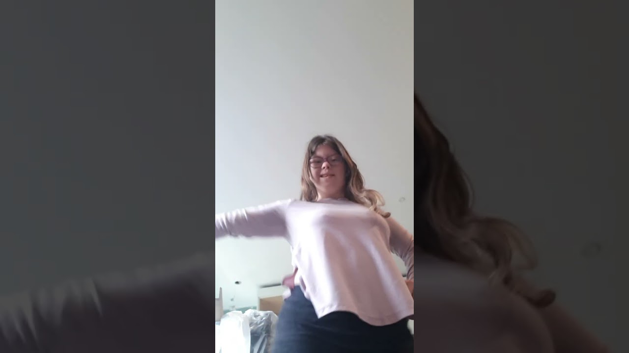 Rae Blanchette's Dance Routine to Michael Jackson's Billie Jean