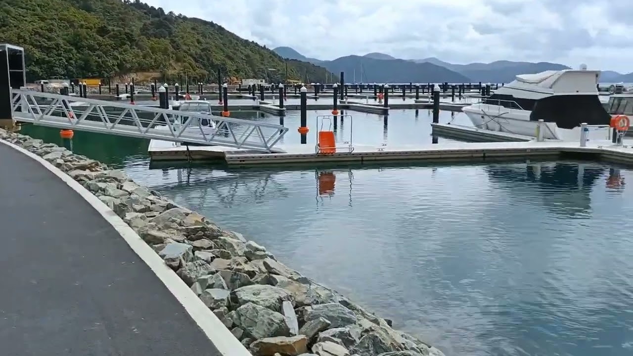 Waikawa Marina - It's BIG !