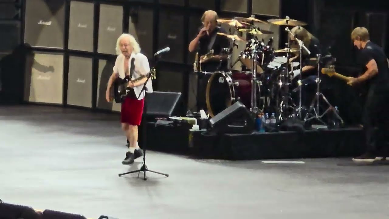 AC/DC - Whole Lotta Rosie - Live @ PGE Narodowy - Warsaw,  Poland - July 4, 2025