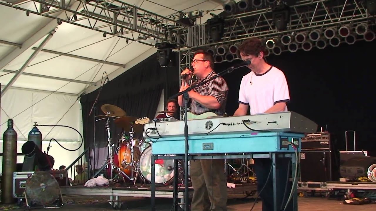 THEY MIGHT BE GIANTS BONNAROO 2010 ANA NG