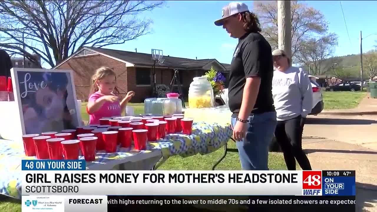 Girl raises money for mother’s tombstone with lemonade stand
