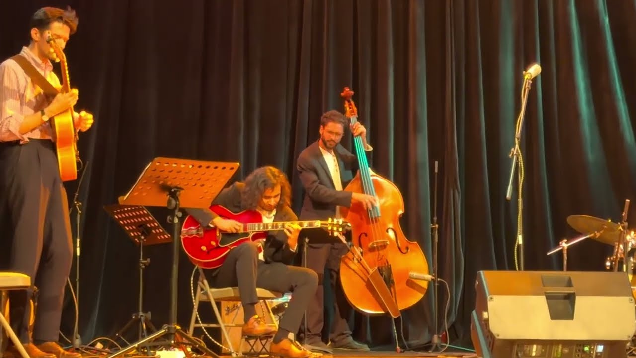 Softly, As In A Morning Sunrise - Loreto Pelayo Quartet feat. Josh Dunn