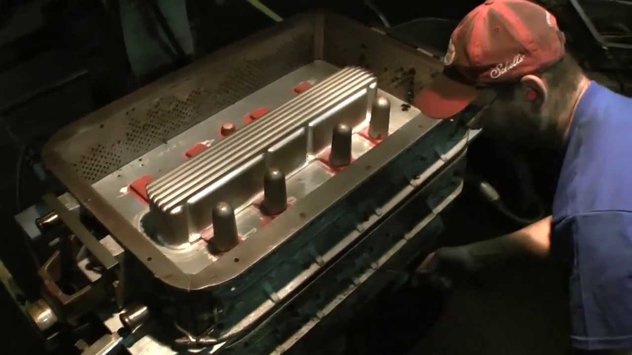 Casting of Valve cover for Chevy Inline 6 250 292 foundry aluminum