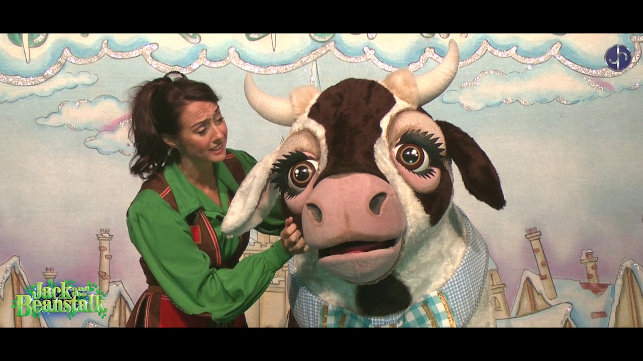 Cow for sale - Jack & the Beanstalk - Stevenage 2017