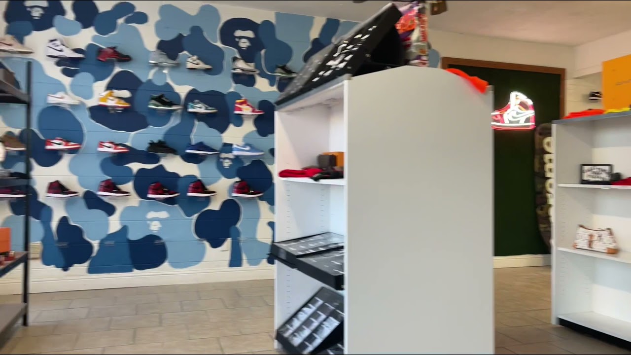 RILLO UPSCALEKICKS SHOE STORE