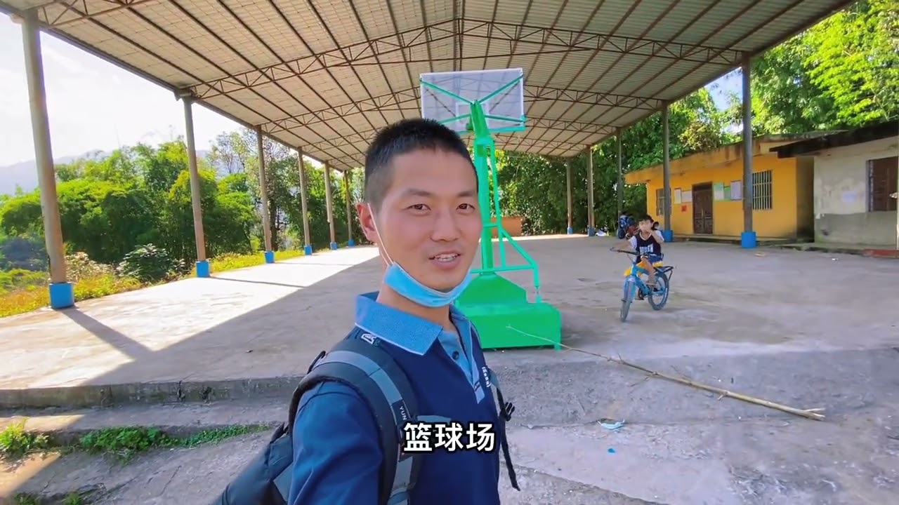 解放前还是原始生活，一步跨进现代社会，苦聪人现在的生活如何呢 #总有人翻山越岭为你而来 #新农村 #最美乡村风景 #乡镇生活 #振兴乡村