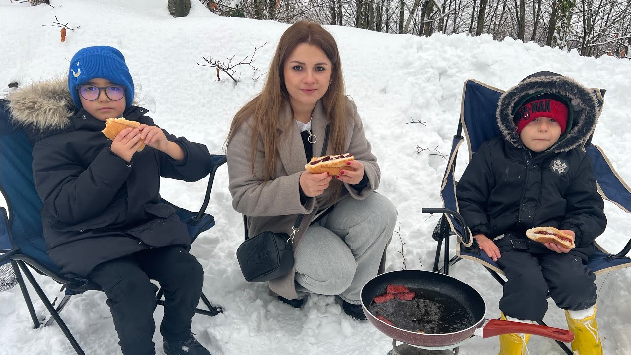 KAR da SUCUK EKMEK YEDİK !! KARDAN ADAM YAPTIK