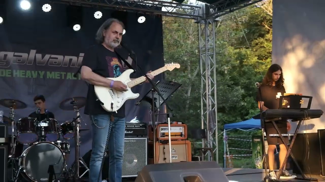 RED HOUSE - Hey Joe (Jimi Hendrix Cover)