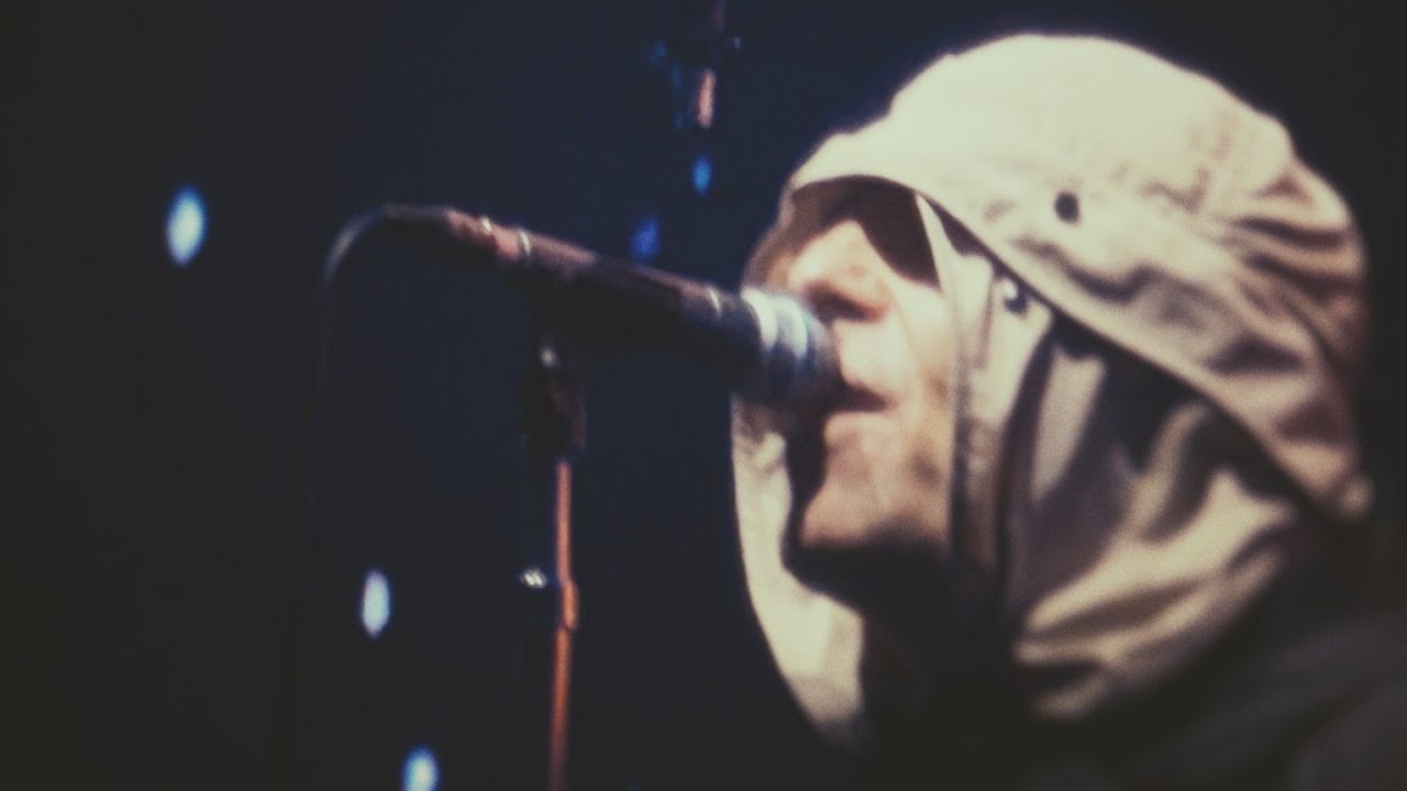 Champagne Supernova- Oasis (Heaton Park Final Night)