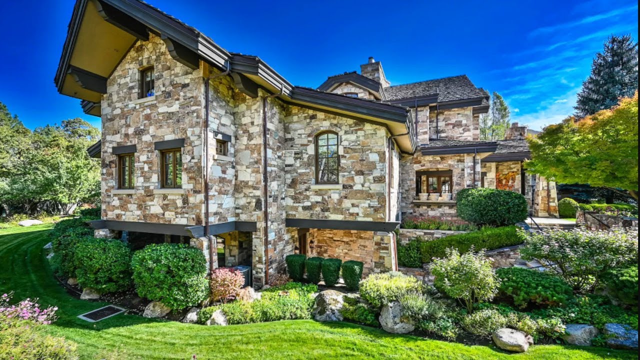 Expensive mega mansion for $ 14,149,000 in Utah. Luxury home tour.