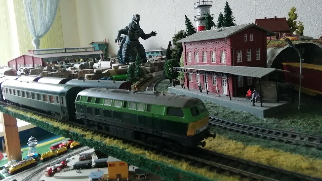 BR218 konwersja PKP / Pociąg Pożarniczy Drager z Ludmiłami BR132 177-7, BR131 67-73 i BR130 005-2