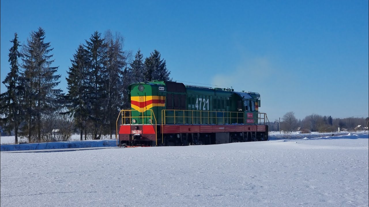 ЧМЭЗ-4721 маневрыт в Крустпилсе