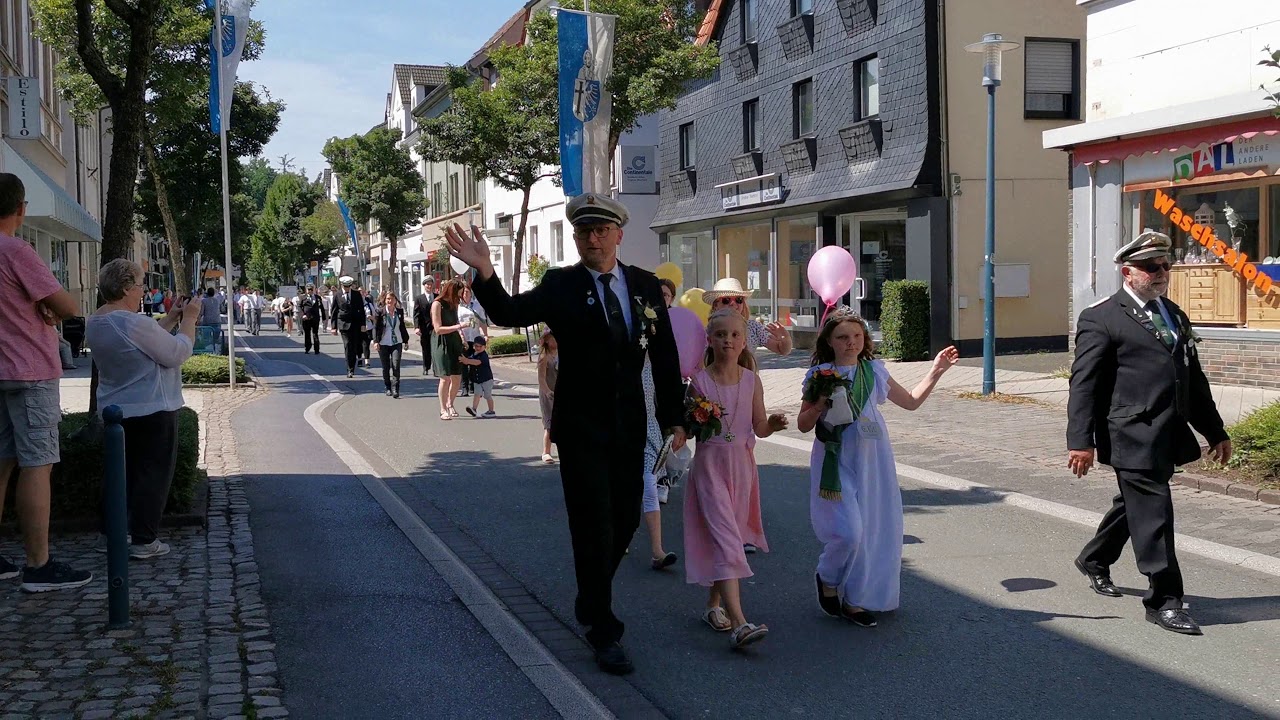 Schützenfest in Hüsten Großer Festzug Am 23.06.2019