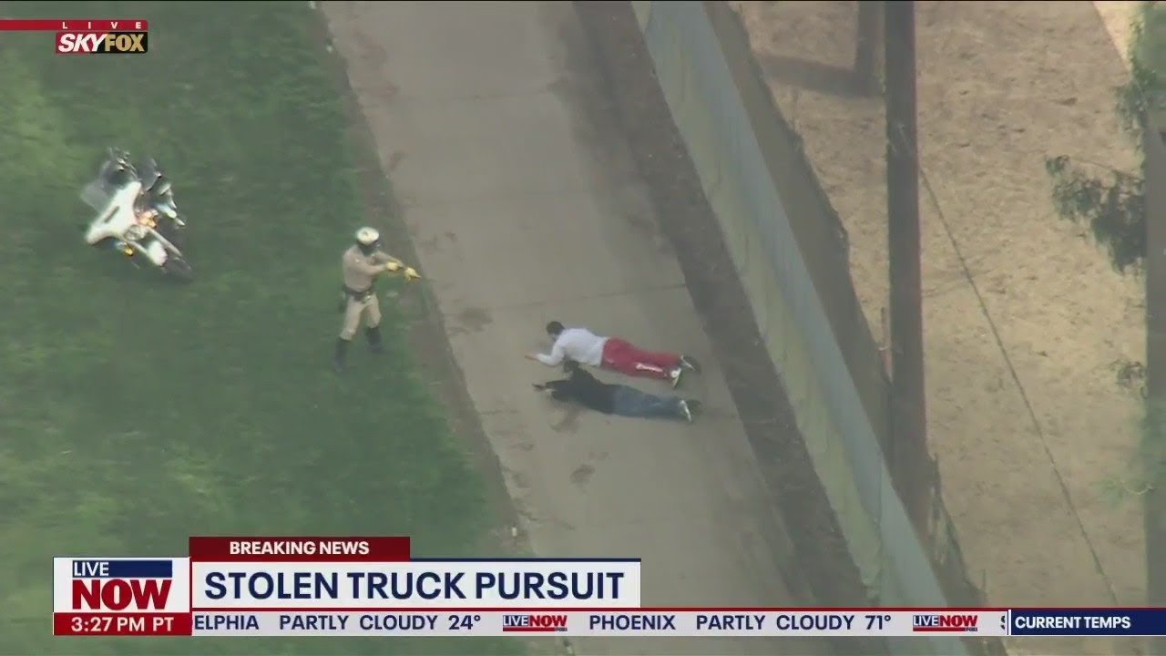 Police pursuit on golf course ends with unexpected surprise | LiveNOW from FOX