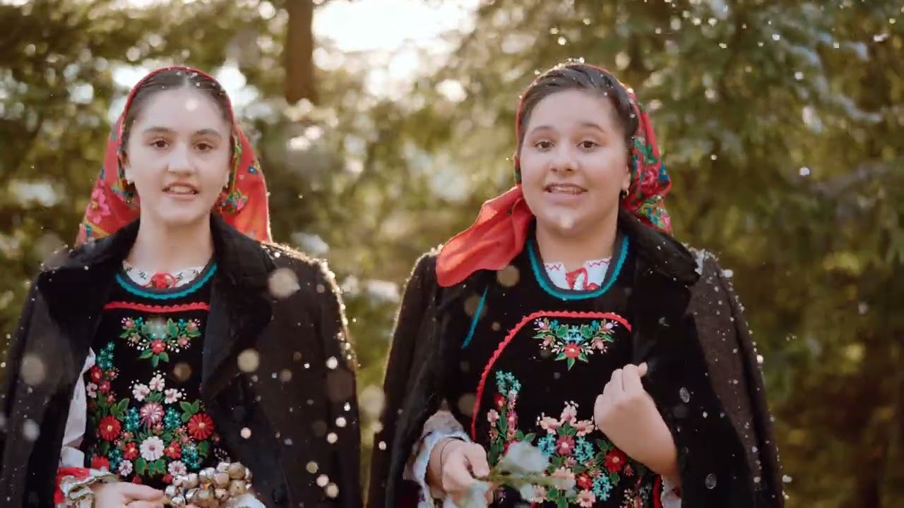 Alexandra Pătrășcan ❄️ Ana Karina Marti 🌲 Sara de Crăciun 🌲