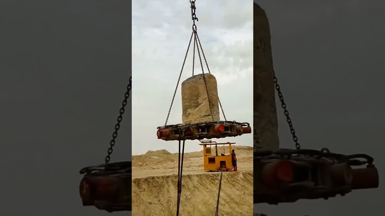 Concrete pile head breaker with steel bar cutter, excavator, hydraulic pile breaker, cement pile, hy