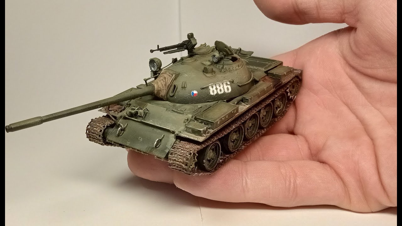 Building And Painting The 1/72 T-54B From AMMO
