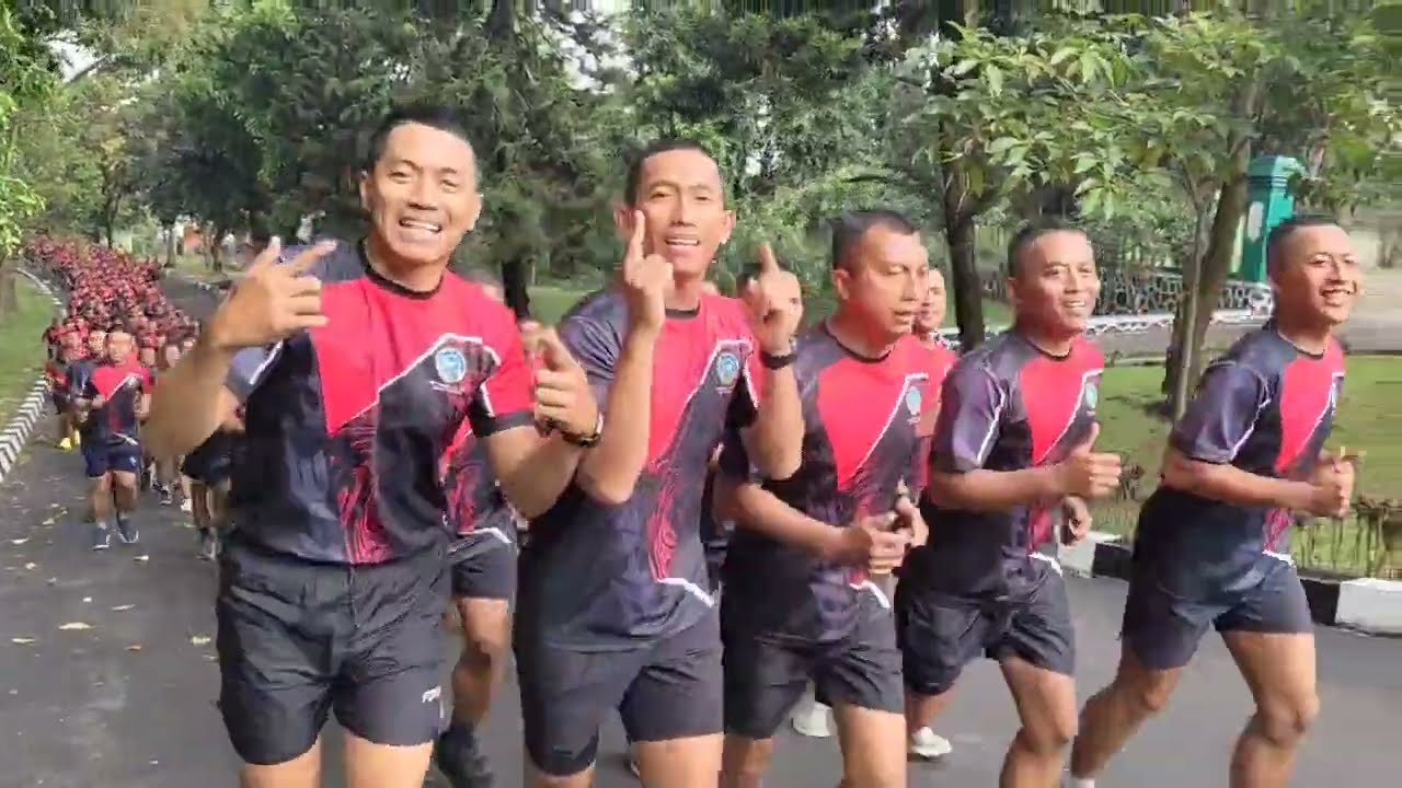 Lari siang biar sehat