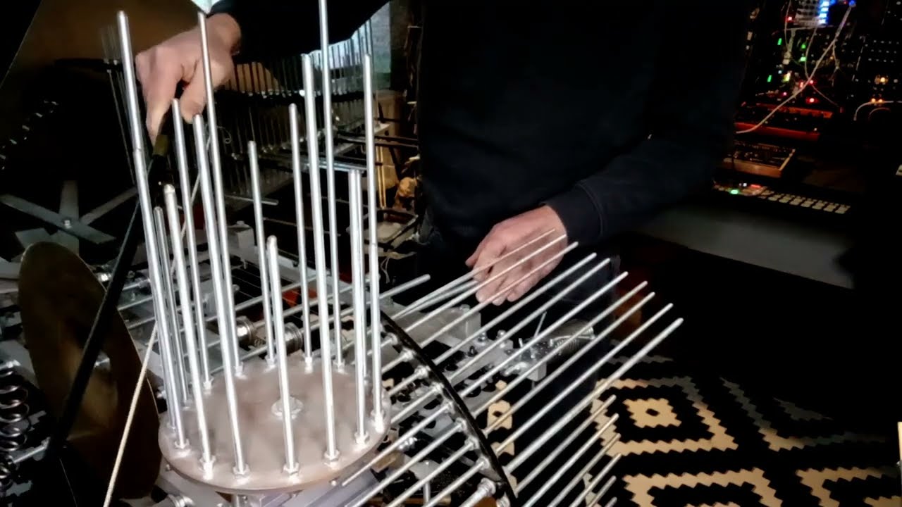 Improvisation with Fieldtone Weaver modular