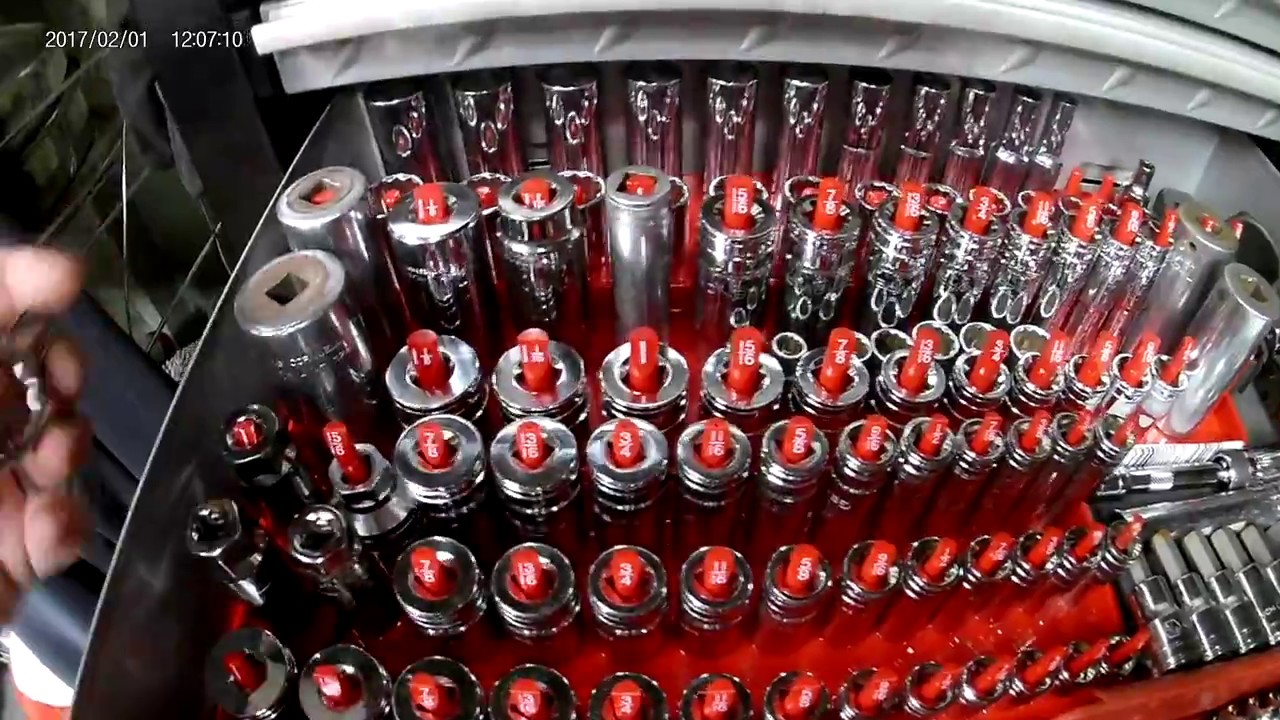 Ex mechanic tool box tour aka tool buying addict