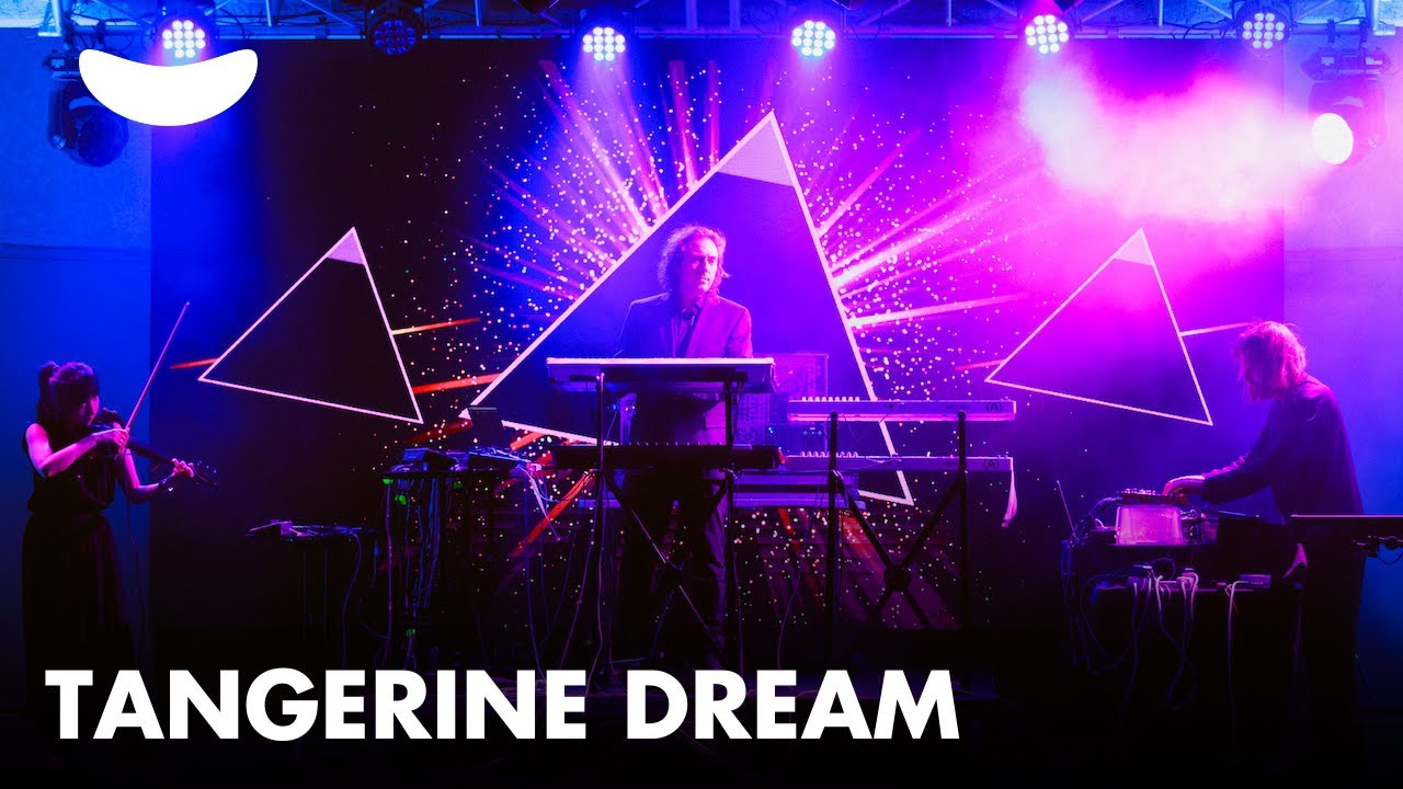 Tangerine Dream - Stranger Things [MAIN THEME] - Live at the Miami Beach Bandshell