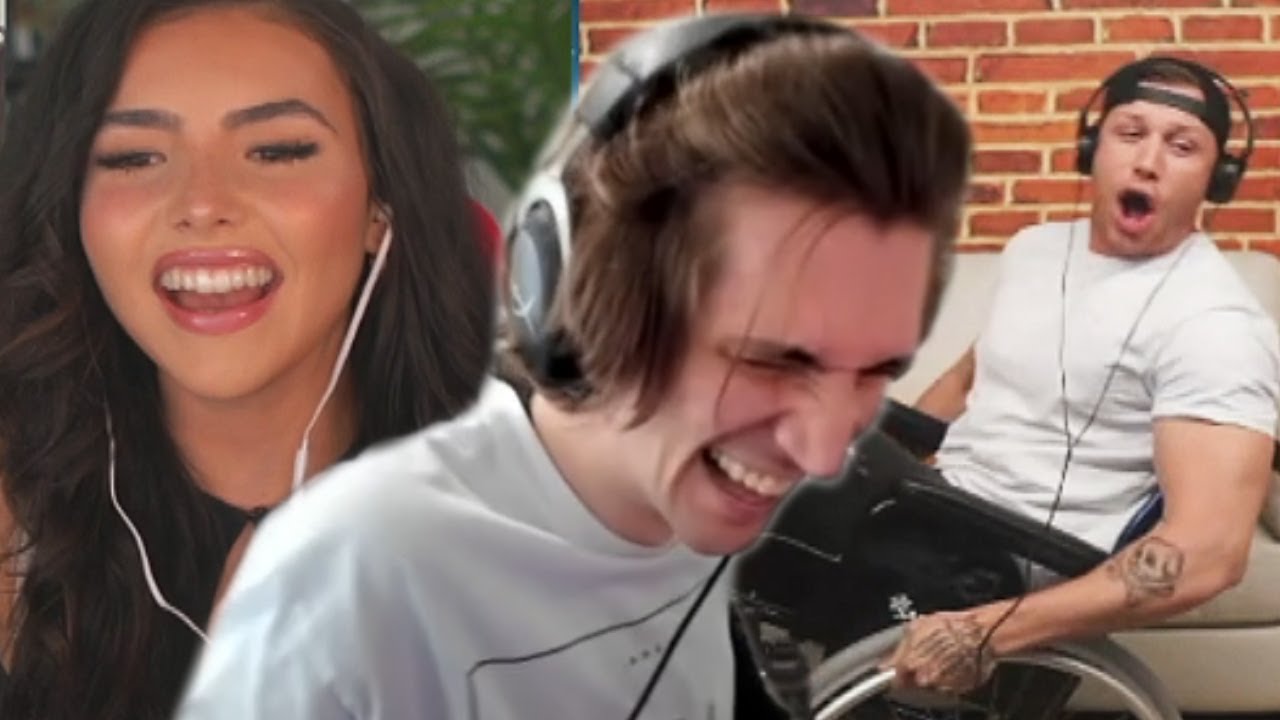 xQc Reacts to Livestream FAILS!