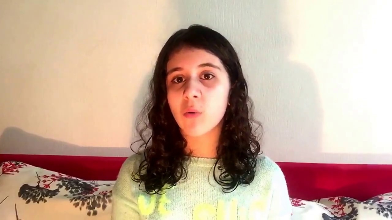Rihanna-Stay (cover) Bella Sings.