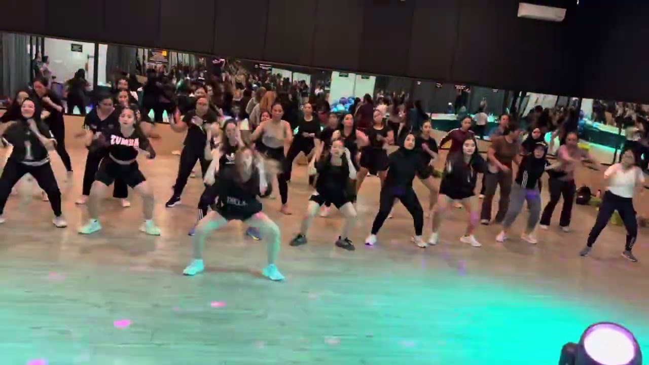 DAMN DAMN DAMN - ZUMBA FITNESS DANCE CARDIO - CHORE ZIN IKA SAKTI - ZUMBA CLASS ZIN DIAN FITRI