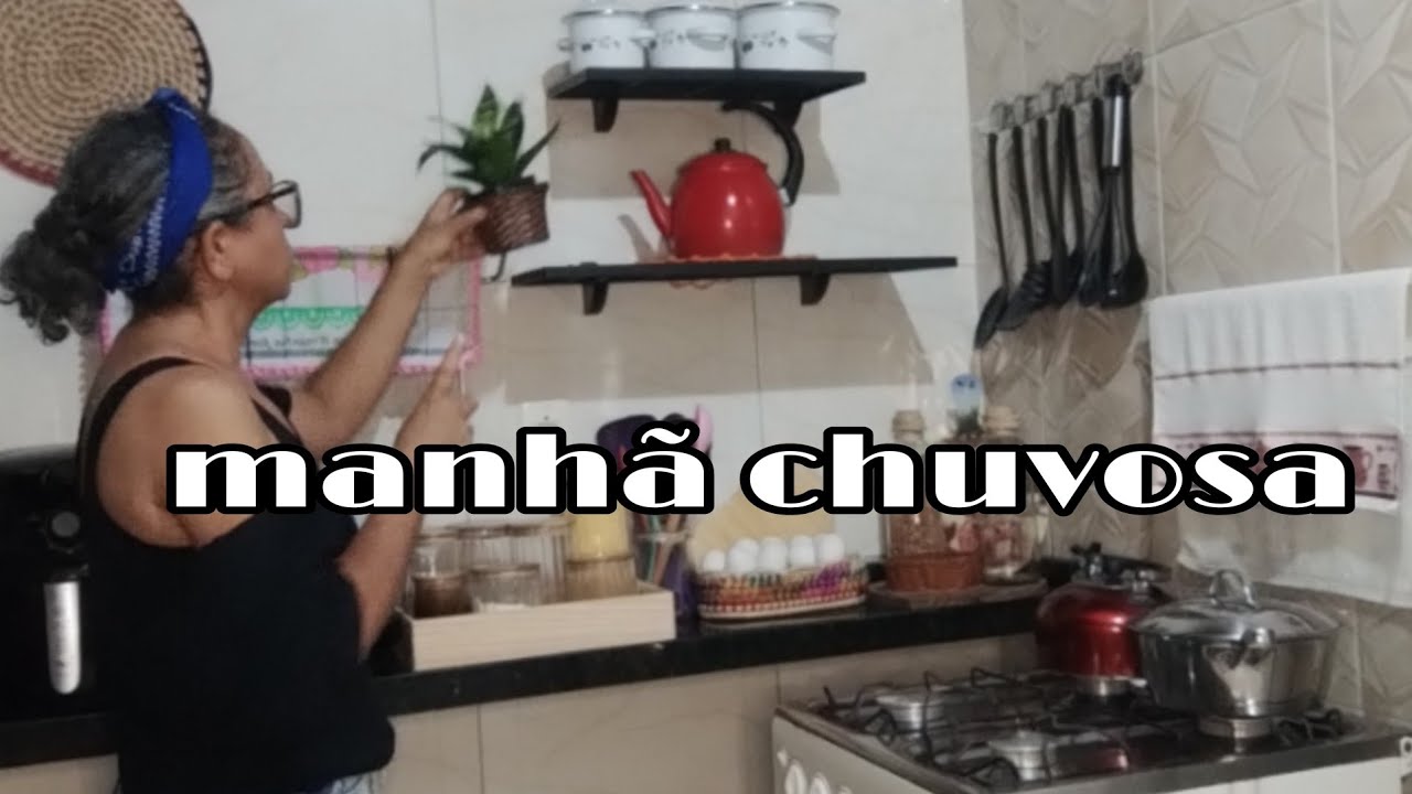 Rotina simples de uma quarta feira chuvosa /limpeza na cozinha can't do café e muito mais 