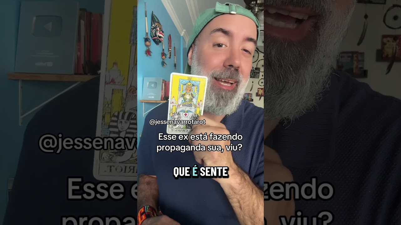 Seu ex anda dando vexame. Fala mal de vc mas o povo ri da cara dele. Tá na cara que ele tem ciúmes