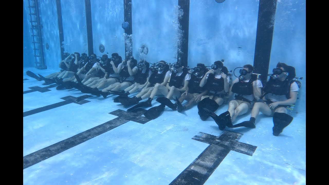 Navy Dive School: 24-30-SC