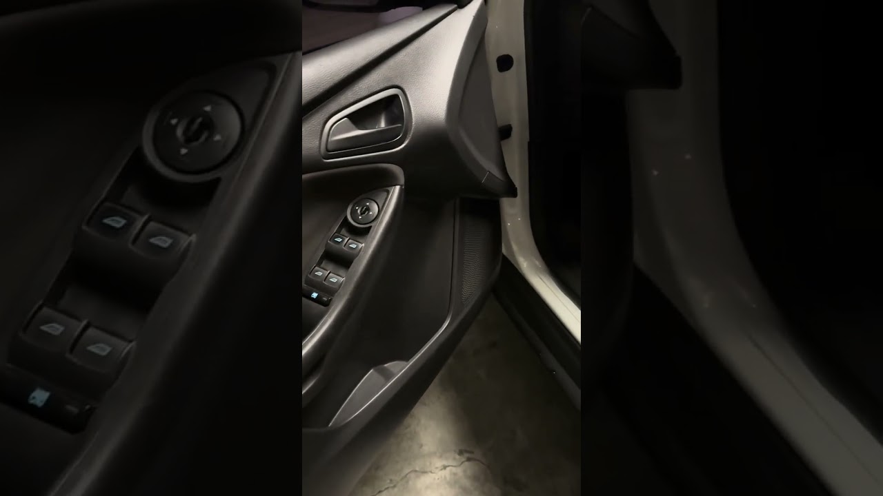 Ford Focus III 1.6 S 2015