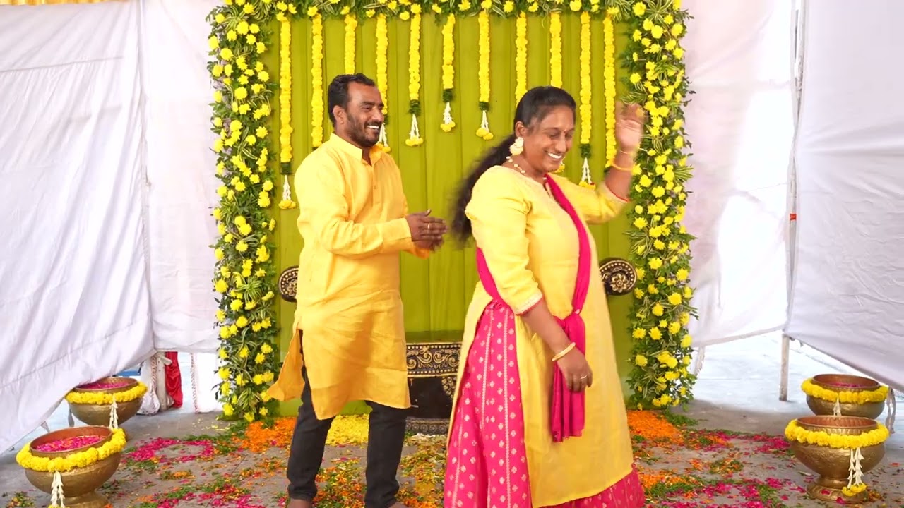 Varnith & Varshith Haldi | Karthi Shravani Performance