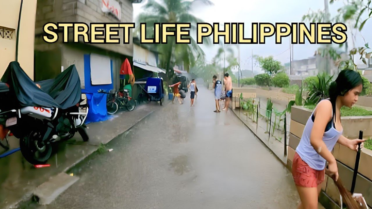 Walking In The Street Of Marikina|Heavy Rain Makes Everyone Happy [4K]