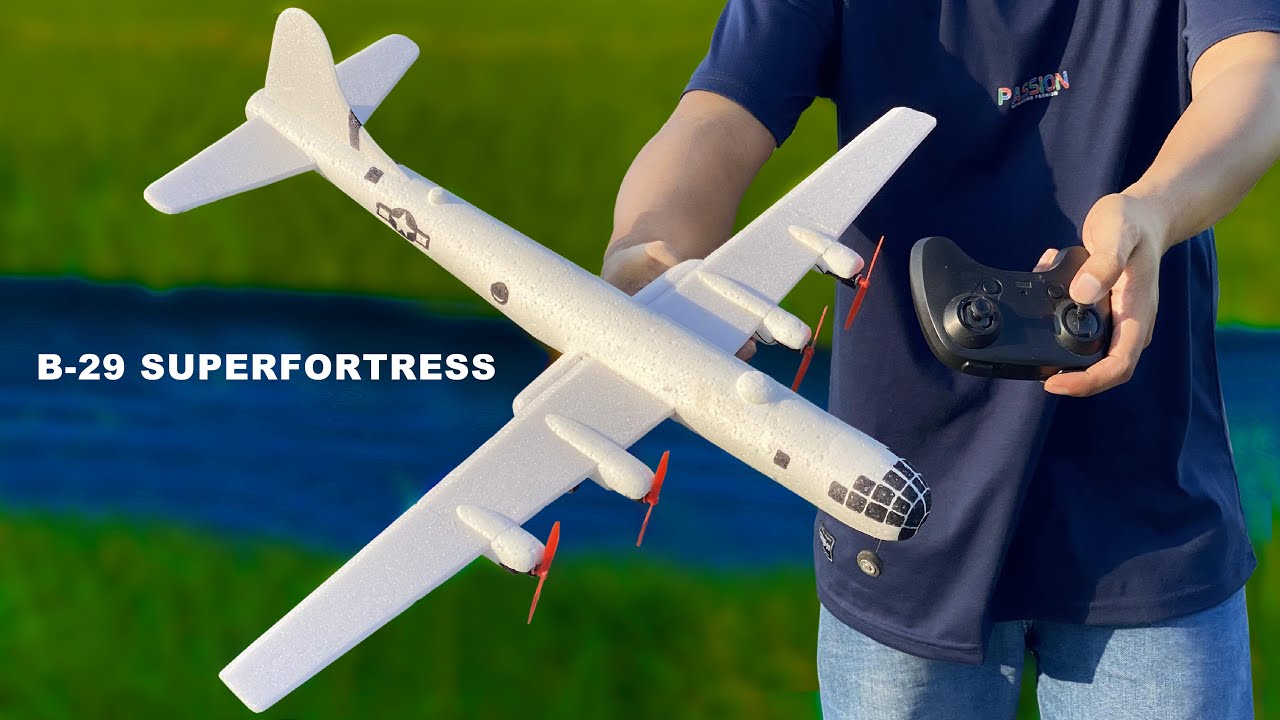 Making Bomber B-29 Superfortress RC plane out of thermocol