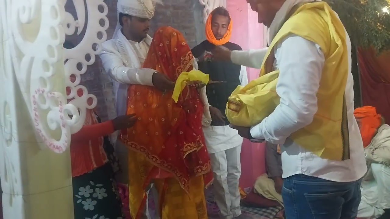 गाँव की सदियों में भायी लावा कैसे परछाई करते हैं 