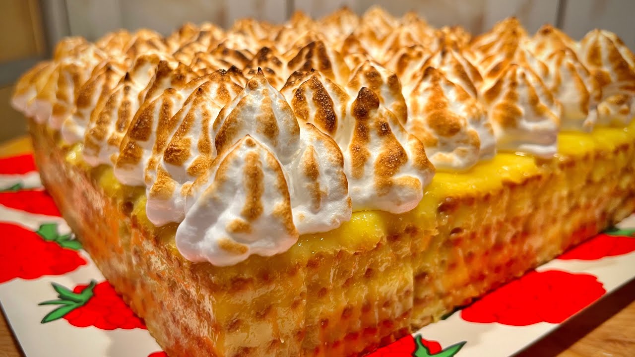 Tort de biscuiți cu cremă de lămâie, un deliciu de vară