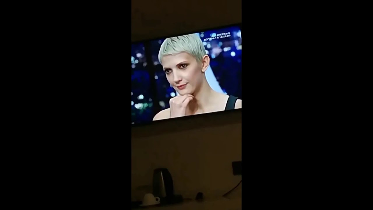 GNTM: Η Ερμίδου είδε από το σπίτι την αποχώρησή της και «τρόλαρε» την Έλντα!