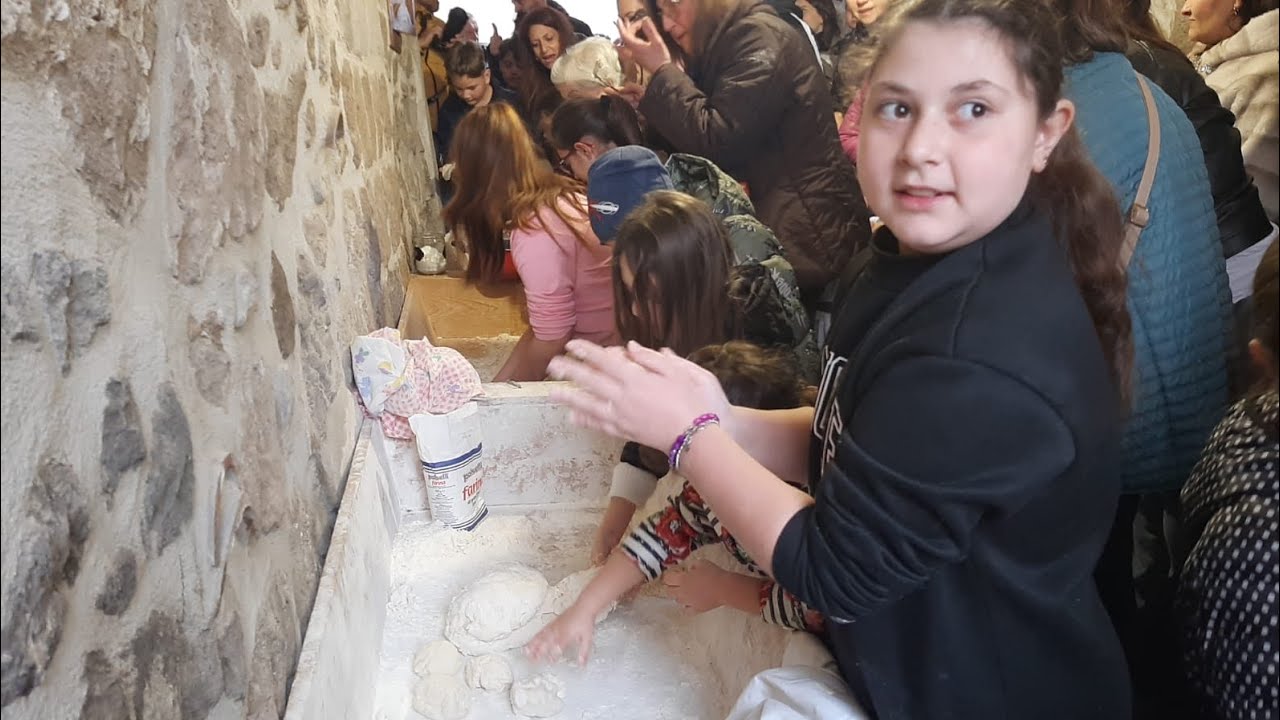 Prepariamo il pane (Cuccetelle) insieme 🥯