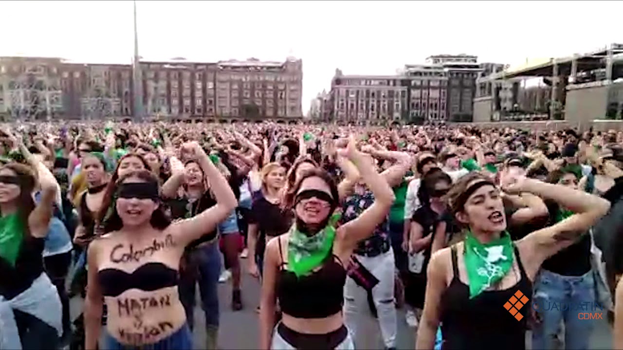 CDMX canta la Intervención un violador en tu camino en el Zócalo