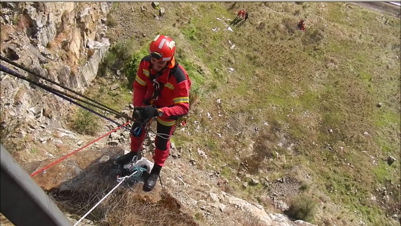 Treino Salvamento em Locais Remotos