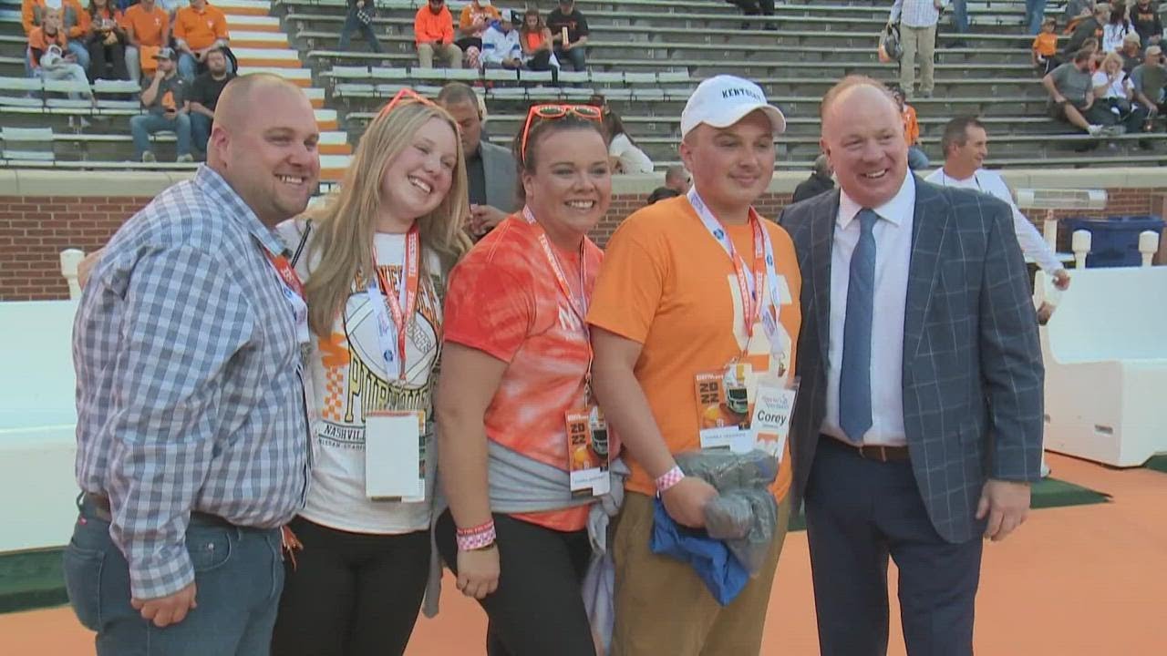 Kentucky fan meets head coach Mark Stoops